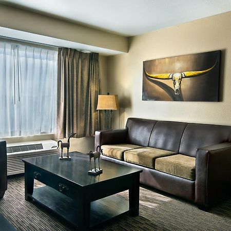 Oxford Suites Хермистон Экстерьер фото